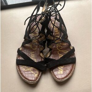 Sam Edelman Lace Up Suede Black Sandals